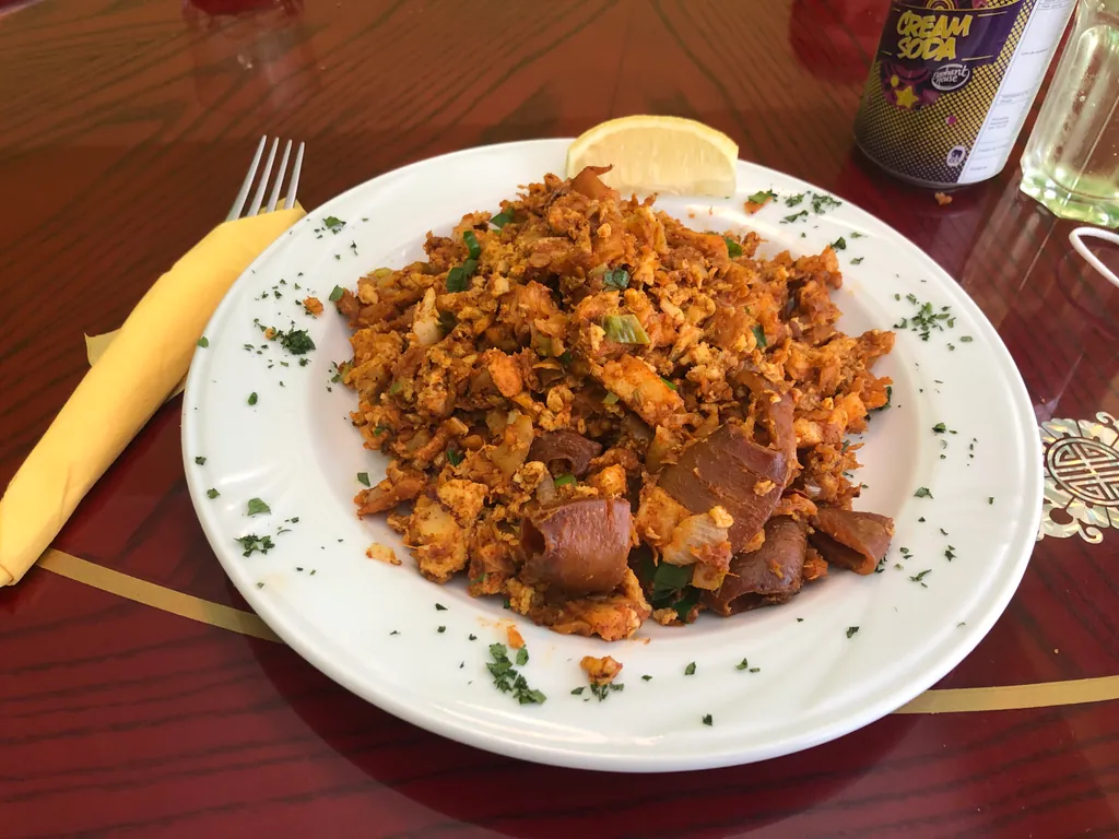 Seafood kottu roti — chopped roti stir-fried with vegetables and prawns