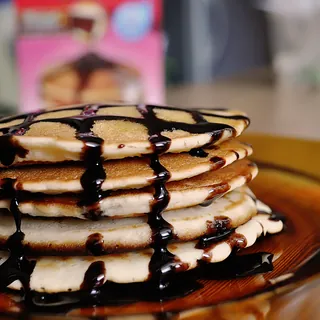 Pancakes with chocolate sauce