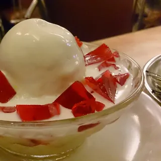 Ice cream served with chilled jelly
